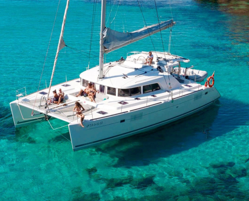 CRUISE BY CATAMARAN