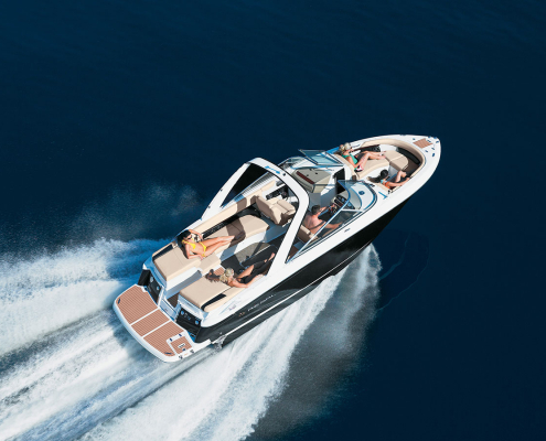 LUXURY CRUISE & PRIVATE RENTALS